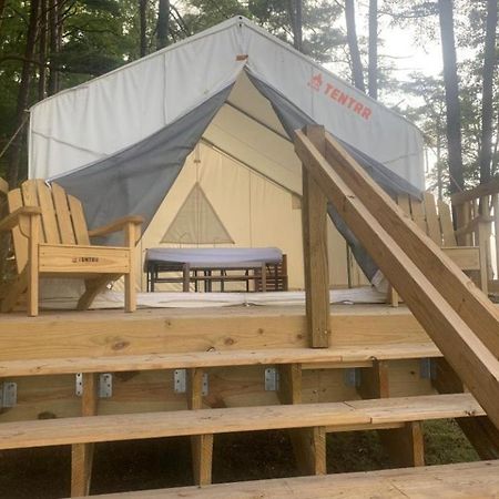 Tentrr Signature - Water'S Edge Campsite On Sunset Cove Pulaski Exterior foto